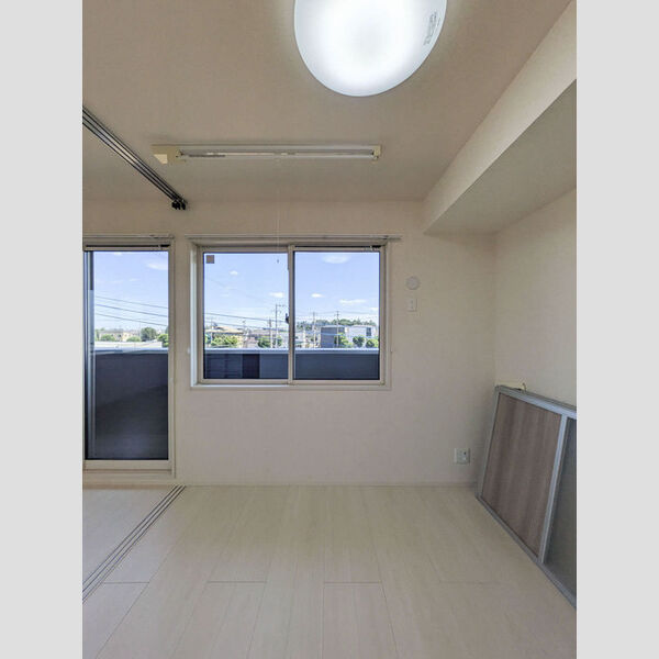 アリエッタ303号室 洋室