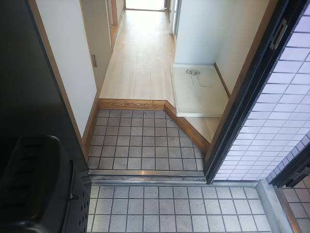 エーデルブルーメ内匠1階 玄関