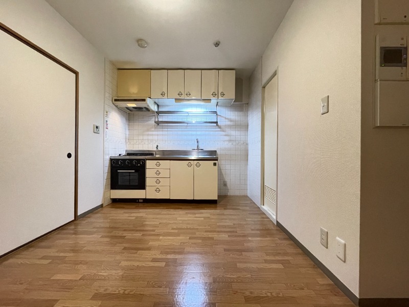 グローリア初穂久が原 リビング