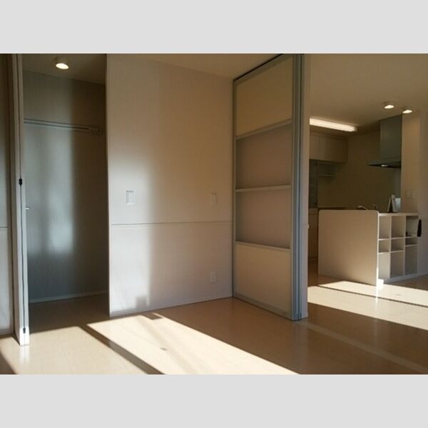 ヴィラ・アムールⅡ 南洋室クローゼット