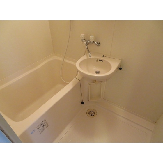 ヴィレッジ・イン・富士見丘0603号室 お風呂