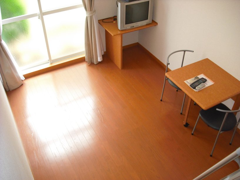 レオパレスシープⅢ リビング