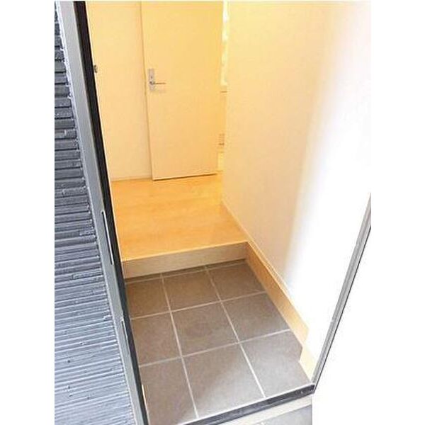 クレメント船橋 玄関