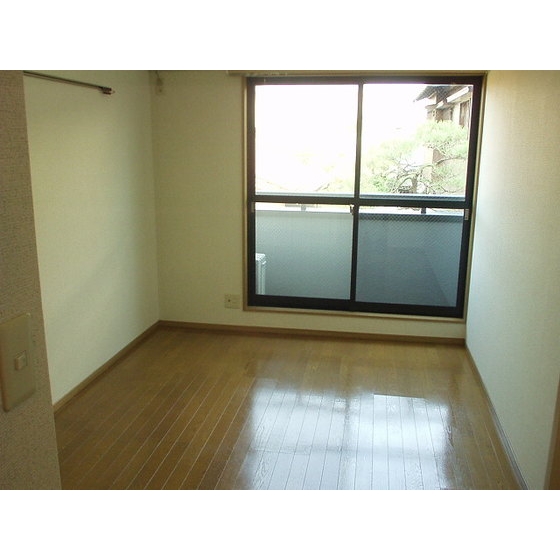 カーサグリスメイユー0203号室 リビング