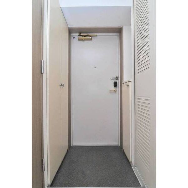 メゾン・ド・ヴィレ品川 玄関