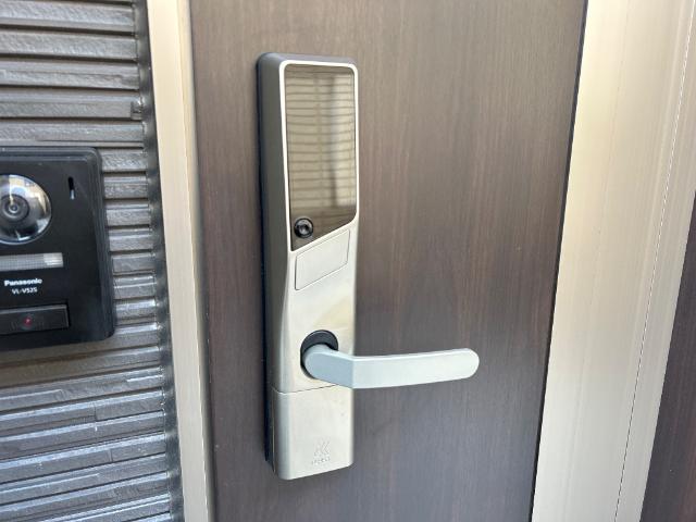 ウィズダム　コート203号室 電子キー