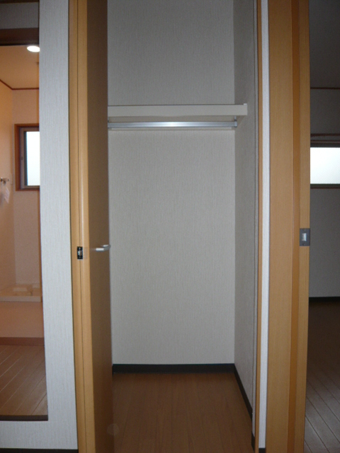ルシェロ壱番館 収納