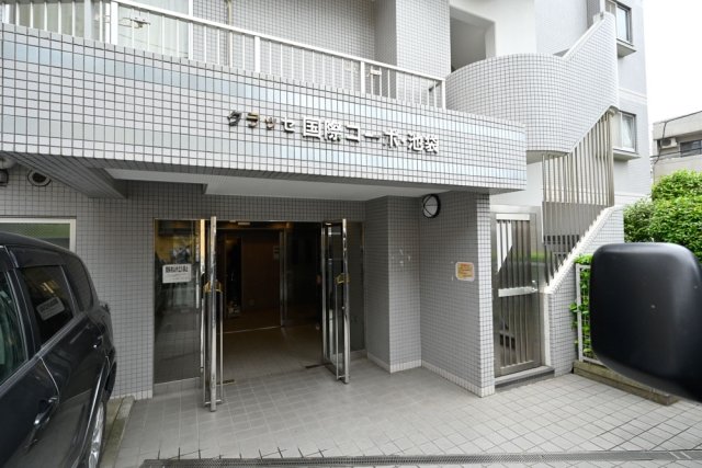 クラッセ国際コーポ池袋206号室 エントランス