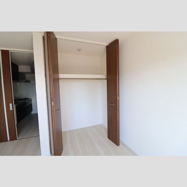 KT 5th302号室 クローゼット
