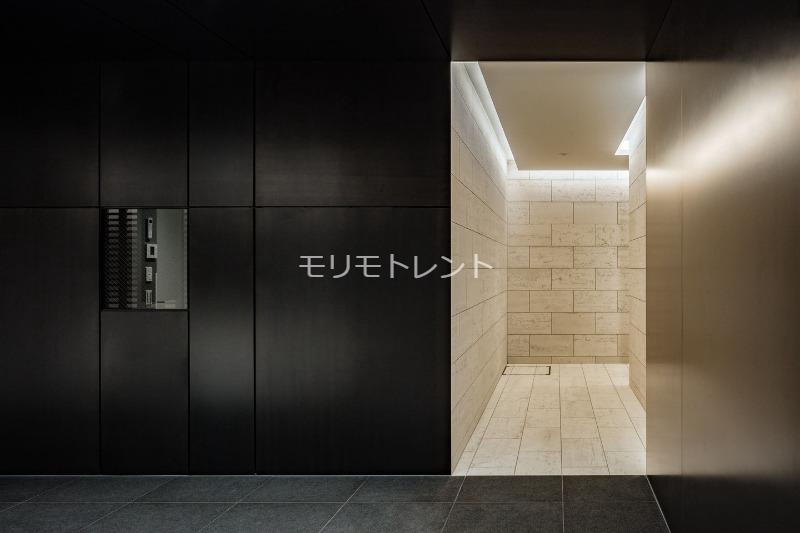 ピアース南麻布6階 エントランスホール