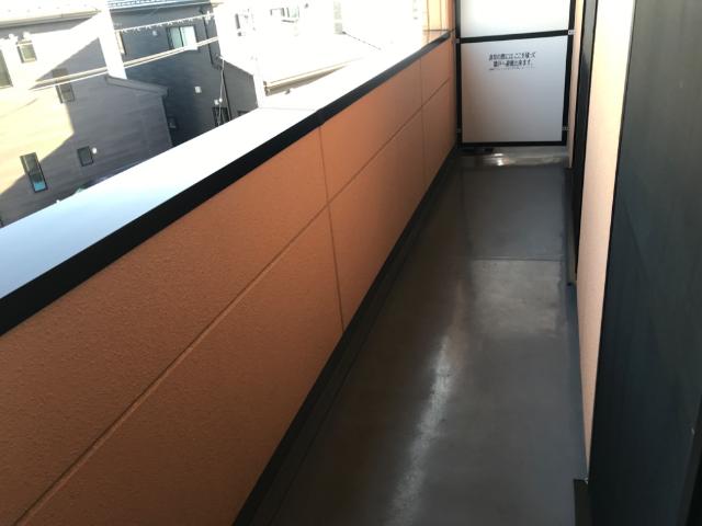 ＴＩＡＲＡ（ティアラ）305号室 ベランダ