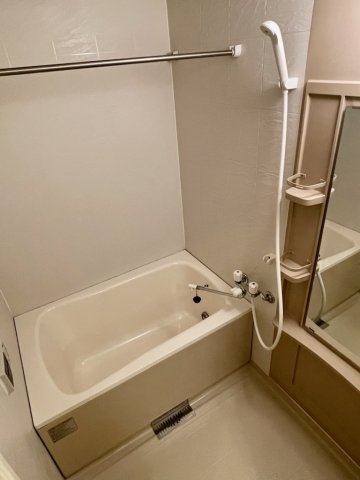 サニーウェル幸樹0102号室 別号室の写真になります。