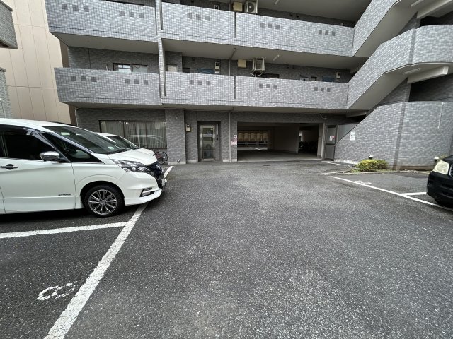 グランフィール0503号室 駐車場
