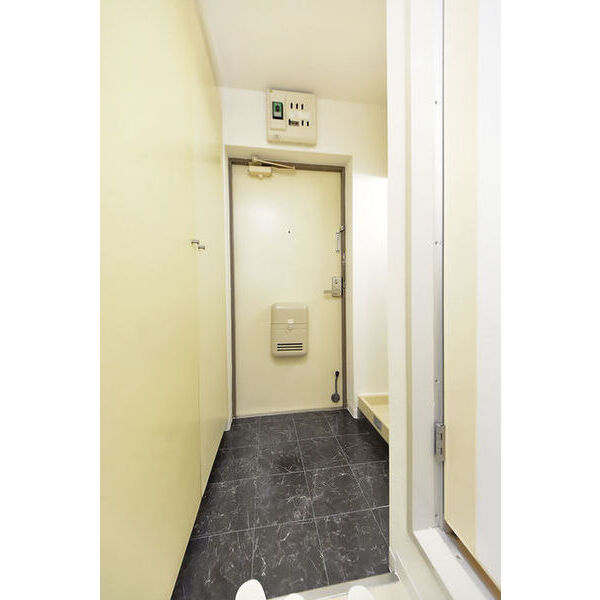 メゾン・ド・セヴェールNO.20404号室 同建物別部屋の参考画像