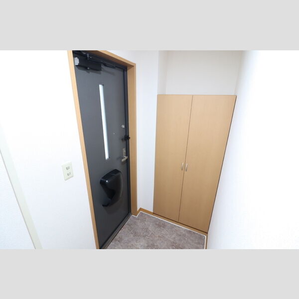 リビングタウン北上尾　B301号室 同建物別部屋の参考画像