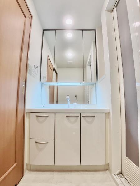 セザール第三三ノ輪 洗面