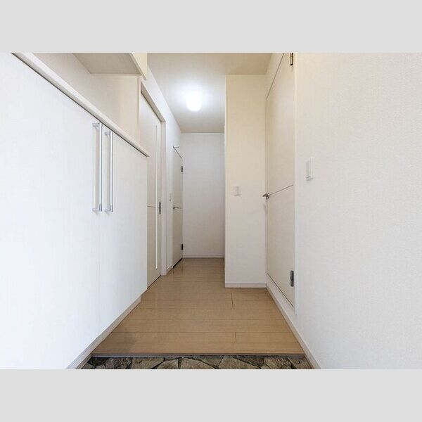 クレアール 玄関