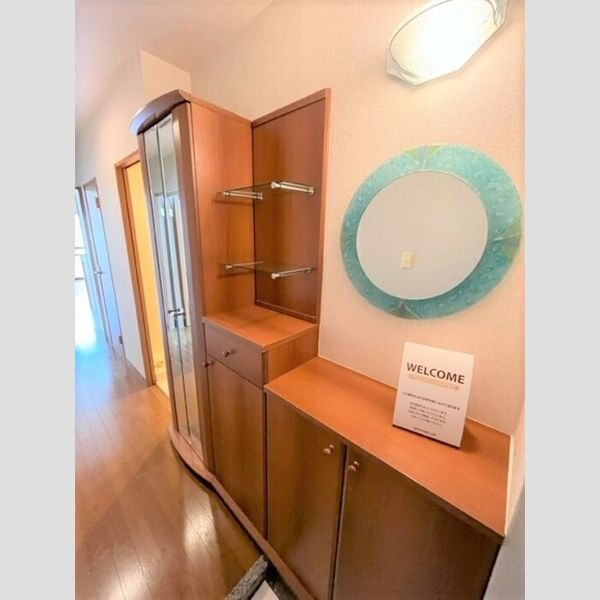 フレグランス102号室 玄関