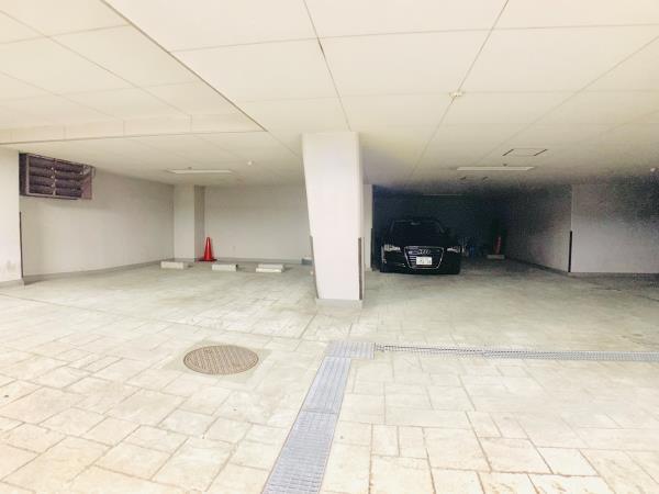 ｈｏｗｆｆ　ＲＥＬＡＸ三軒茶屋2階 駐車場