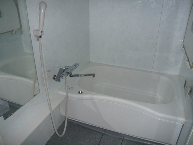 トラストコート立川0202号室 バス