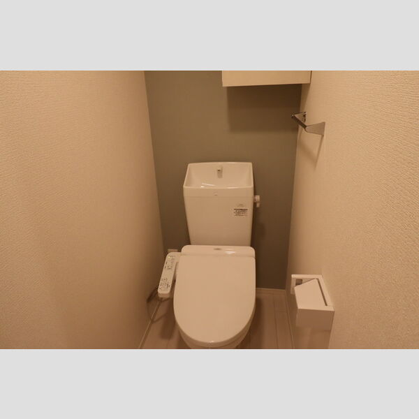 エクセリア長崎103号室 温水洗浄便座