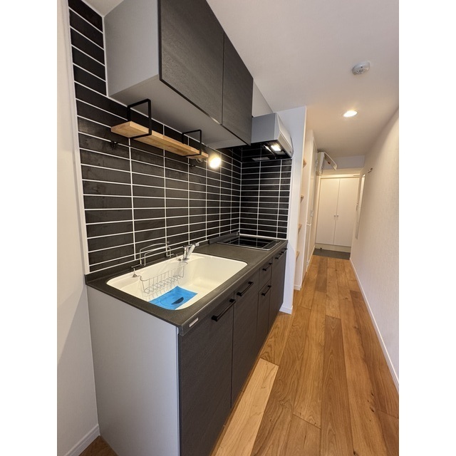 オーパスホームズ三田0703号室 キッチン