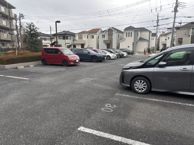 カサグランデ 駐車場