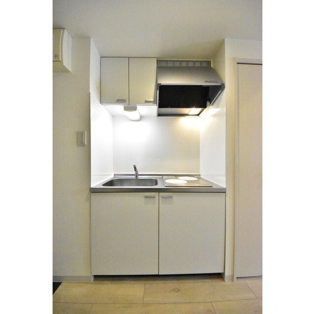 エフパークレジデンス妙蓮寺0102号室 内観