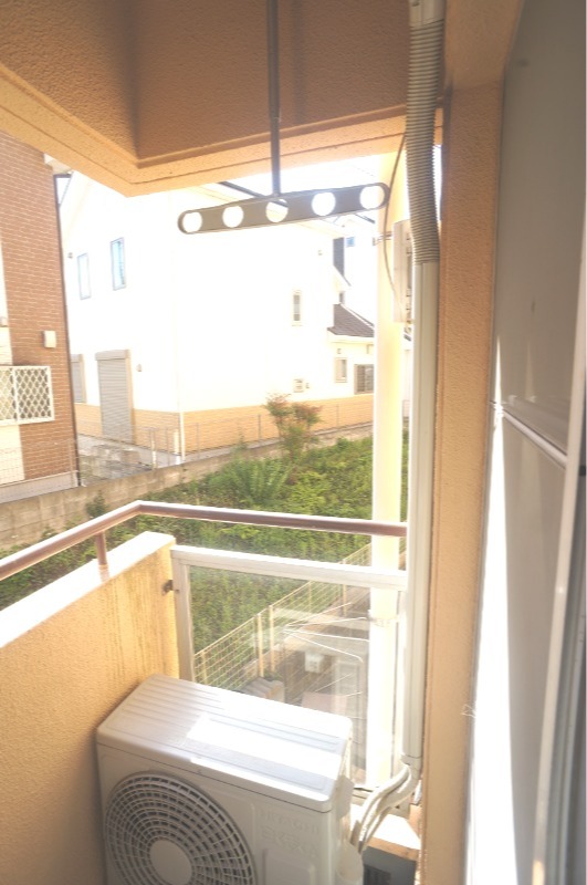 町田リバーサイドハウス4階 バルコニーあり♪