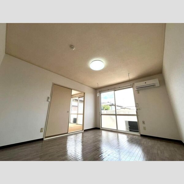 グリーンハイツ202号室 洋室