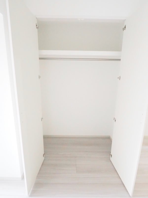 ドゥーエ入谷Ⅰ6階 収納