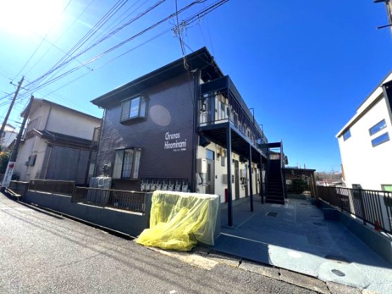 クロノス日野南202号室 外観