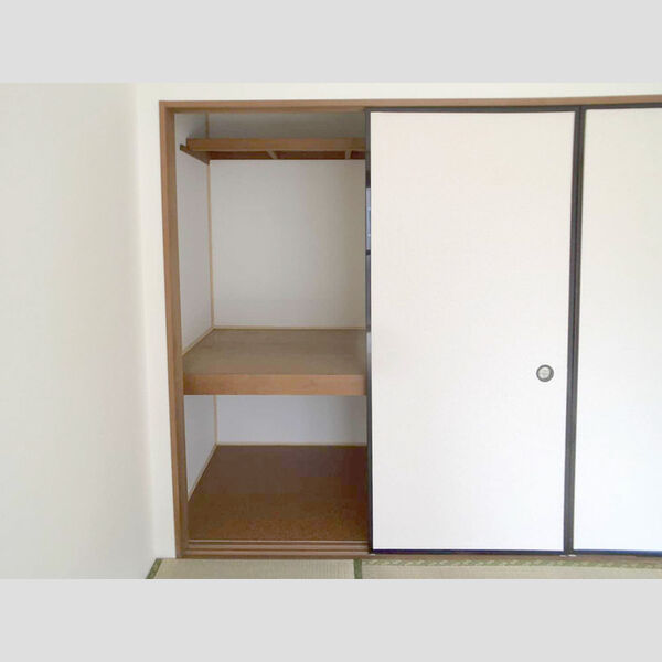 エーエスコーポ 収納