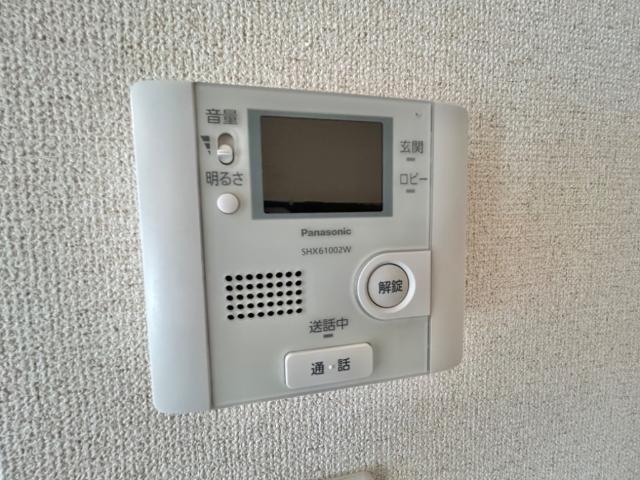 グロリア101号室 モニター付きインターフォン