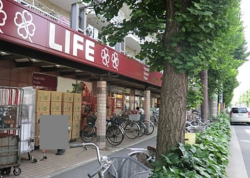 コンシェリア中野弥生町 ＴＨＥ ＲＥＳＩＤＥＮＣＥ1階 【スーパー】ライフ 南台店まで350ｍ