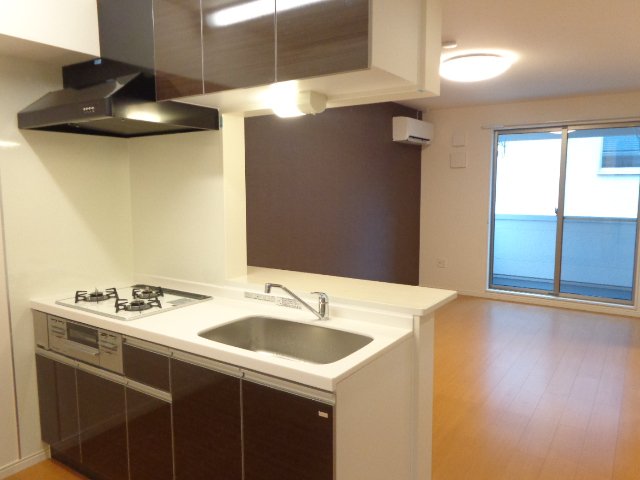 ベリタ202号室 システムキッチン