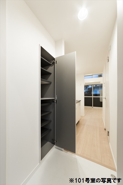 サンティエ袋山2階 玄関