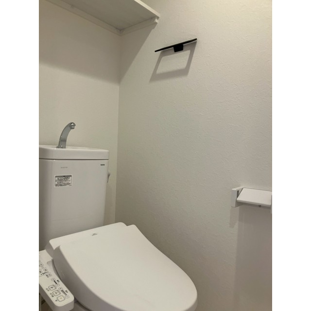 グリーンヴィラ湘南101号室 温水洗浄便座