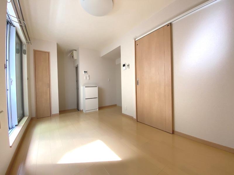 プログレス リビング