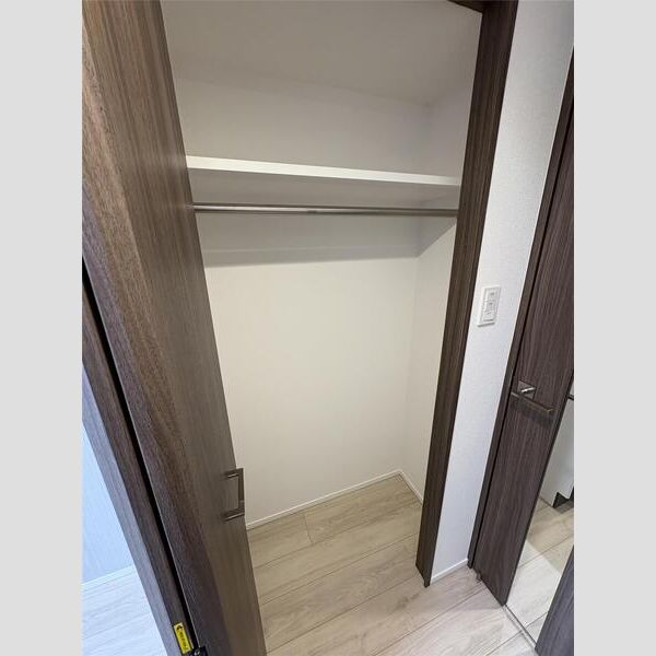 MAXIV横浜吉野町TRE403号室 玄関