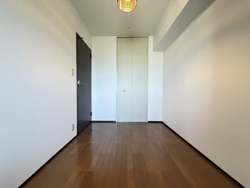 ラミーユ浦和ハイライズ　ファーストキャッスル　５１６号室 寝室