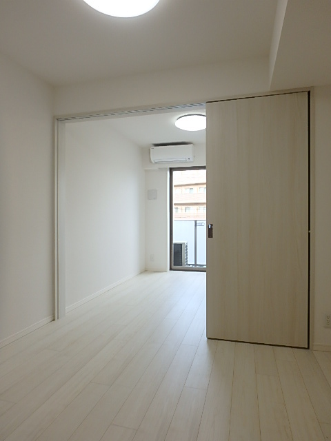 ガーラ・ヒルズ氷川台 居間です