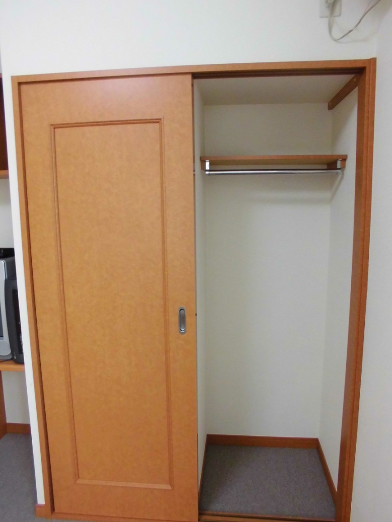 レオパレス武蔵野 内観