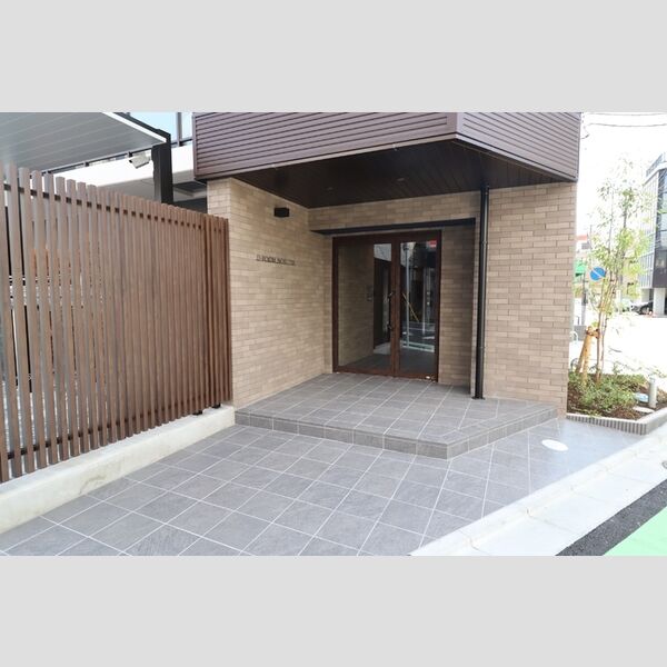 D-ROOM　NOBUTO エントランス