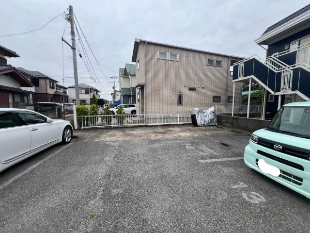 帰りたくなる家　Cozy House 鎌ヶ谷東中沢 玄関から徒歩30秒、車種制限なしの敷地外駐車場