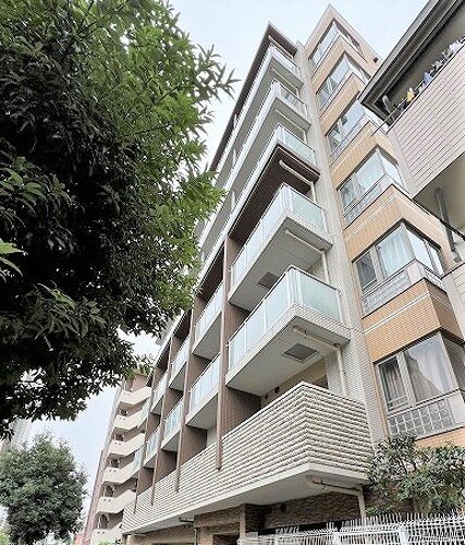 ライオンズクオーレ池袋ソシア4階 建物外観　別角度