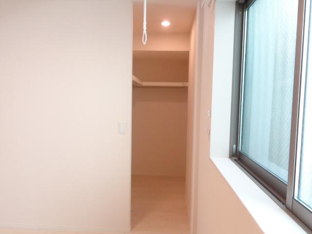 オーク　テラス106号室 ＷＩＣ