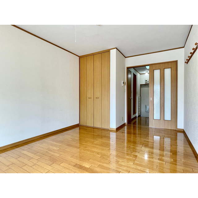 ウラノス鵠沼 ☆洋室8.2帖