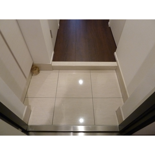 ルクレ上北沢ルネサンスコート0407号室 玄関