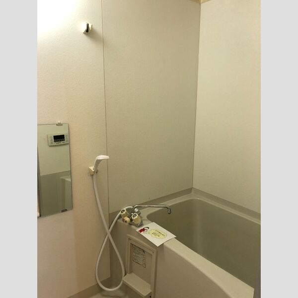 ヴェラクレスト　弐番館302号室 お風呂